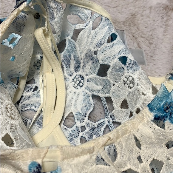 NWT Charter Club floral lace top with cami - Picture 7 of 10